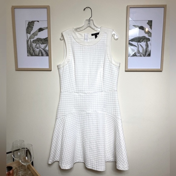 Banana Republic Dresses & Skirts - Banana Republic Dress Womens 16 Tall White Fit Flare Mini Sleeveless NWT